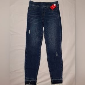 Spanx | Petite Distressed Ankle Skinny Pull On Jeans Size XS NWT